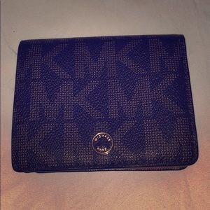 MIchael Kors wallet